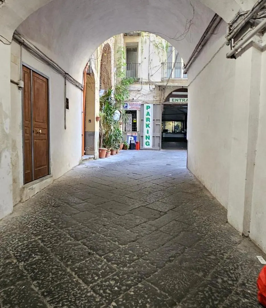 Appartamento Chiatamone 26 Naples Italy